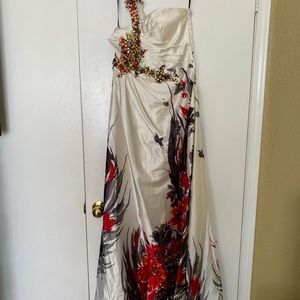Camille La Vie Homecoming / Pro Dress